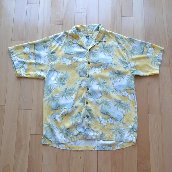 Tommy Bahama Hawaiian Shirt Button Down Size L - Picture 1 of 4